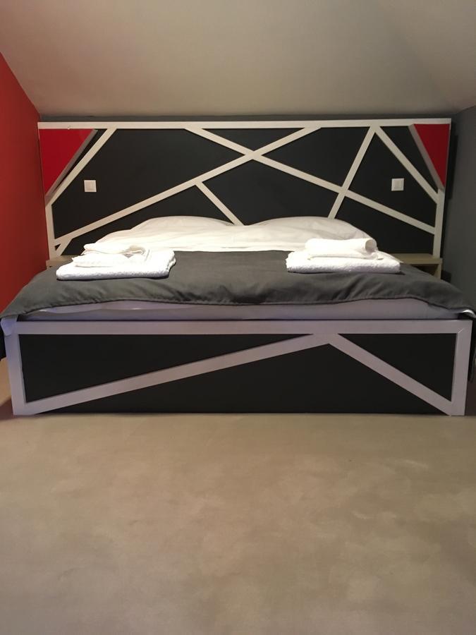 Net Hotel Piteşti Eksteriør bilde